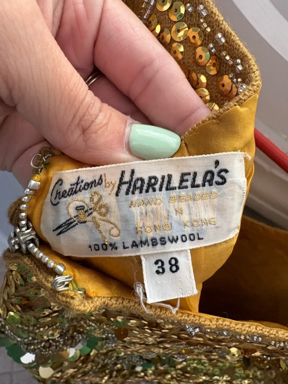 Vintage Harilela gold beaded sequin wool tank top size 38 US Small - Picture 7 of 10